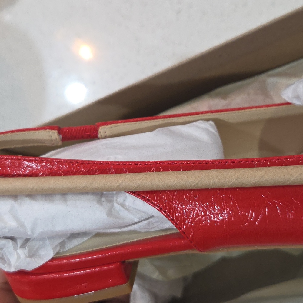 ❤️🔹️Dolce Vita 🔹️Payge Flats Chili Crinkle Patent Slingback - Picture 8 of 9